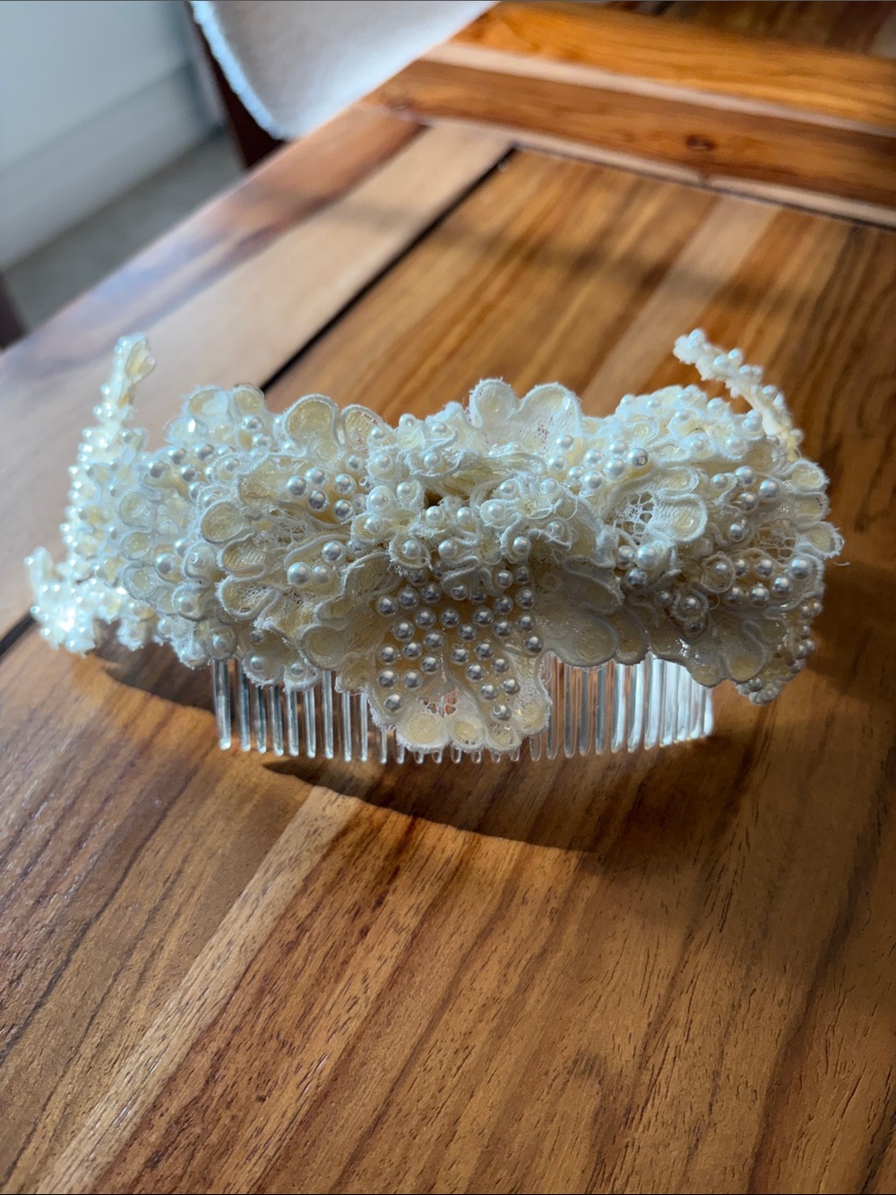 TONI FEDERICI Ivory Floral Pearl Hair Comb - Vintage, 90s